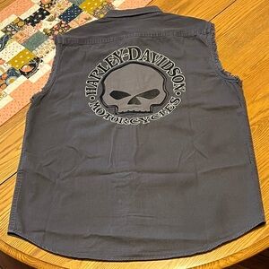 Men’s Harley-Davidson® Willie G. Embroidered Sleeveless Button Down- Large 💀